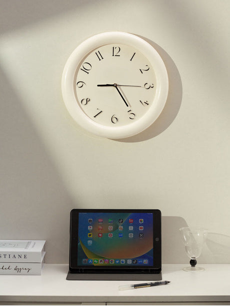 EPIUS Tansy Minimalist Elegant Wall Clock from EPIUS
