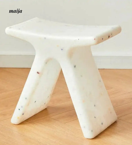 Pastel Shoe Changing Bench from maija