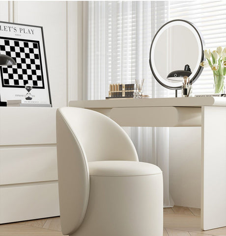 FANMINGDI Elowen Sleek Modern Makeup Stool from FANMINGDI