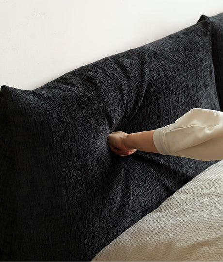 HANKE Yamato Rustic Luxury Soft Bag Bedside Double Bed from HANKE
