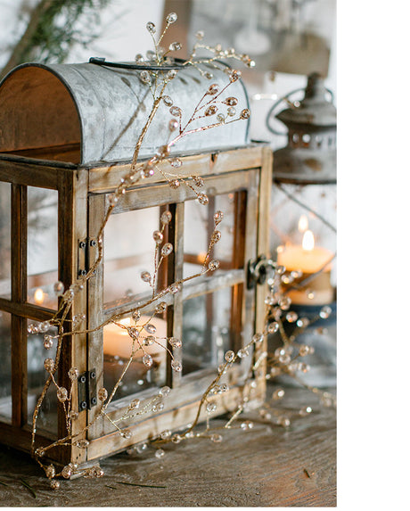 JUHAN Aisling Elegant Acrylic Christmas Decor from JUHAN