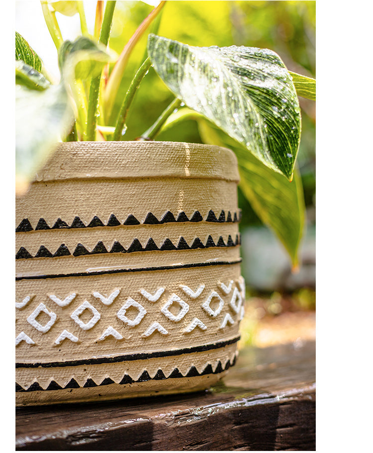 JUHAN Aisling Retro Geometric Pattern Flower Pot from JUHAN