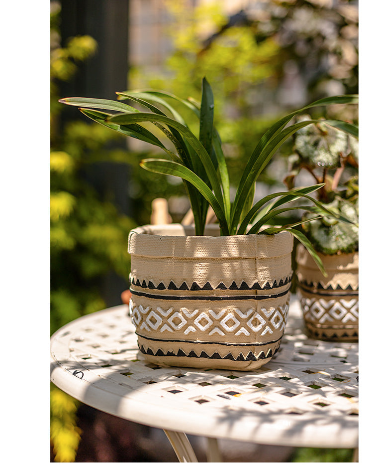JUHAN Aisling Retro Geometric Pattern Flower Pot from JUHAN