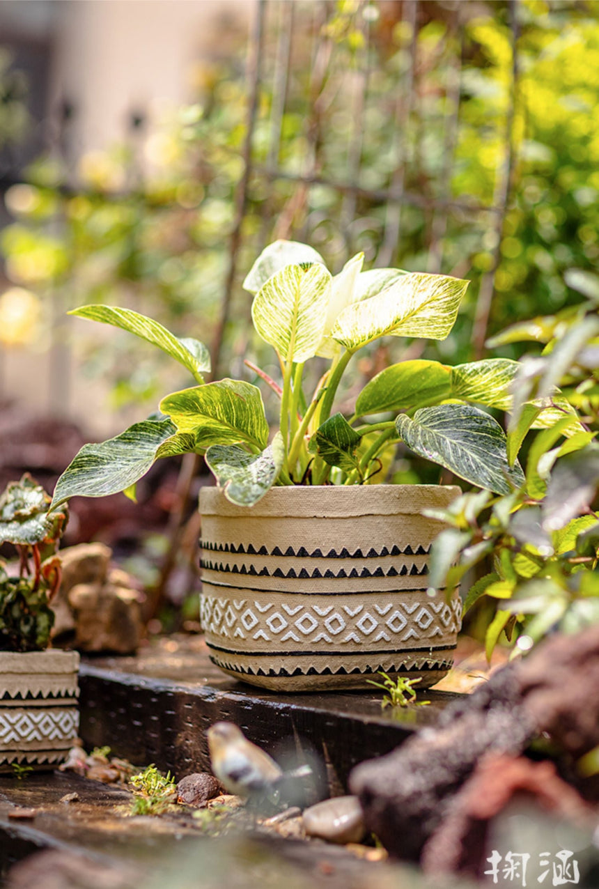 JUHAN Aisling Retro Geometric Pattern Flower Pot from JUHAN