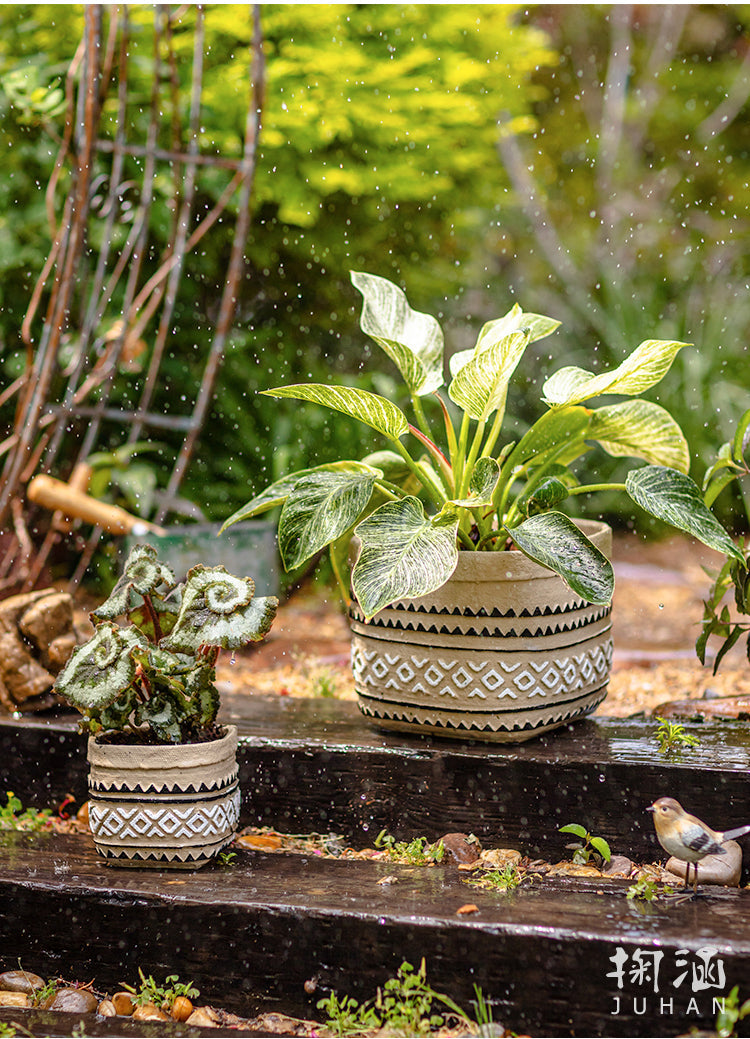 JUHAN Aisling Retro Geometric Pattern Flower Pot from JUHAN