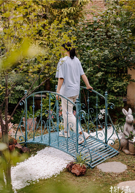 JUHAN Akira Vintage American Style Gazebo Decorations from JUHAN