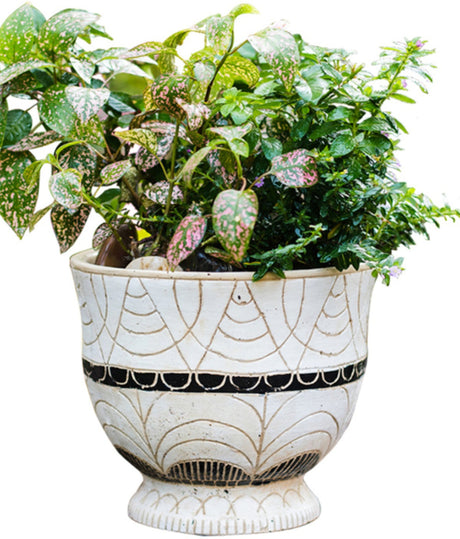 JUHAN Aveline Vintage Garden Ornament Extra-Large Flower Pot from JUHAN