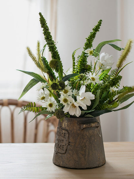 JUHAN Elsdon Elegant Faux Floral Bouquet Decor from JUHAN