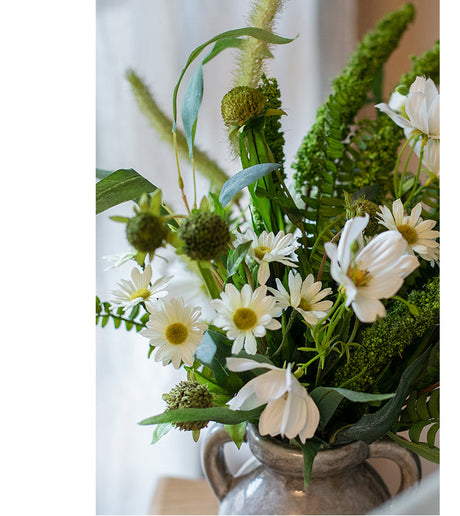 JUHAN Elsdon Elegant Faux Floral Bouquet Decor from JUHAN
