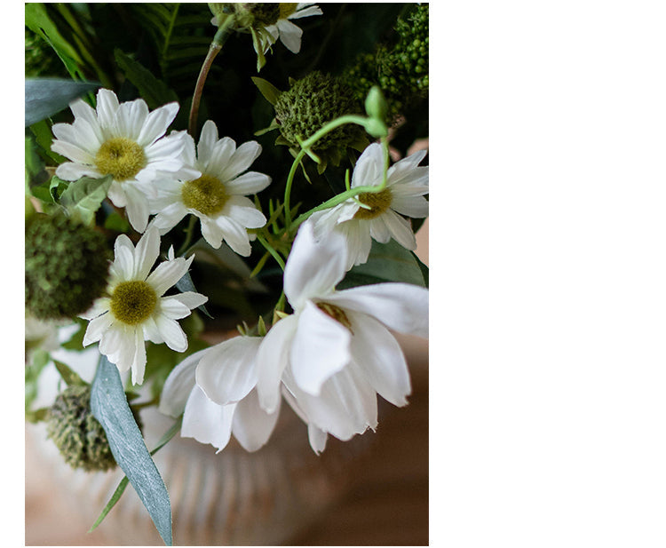 JUHAN Elsdon Elegant Faux Floral Bouquet Decor from JUHAN