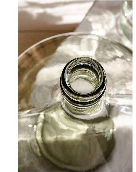 JUHAN Isabella Glossy Transparent Bottle Advanced Jewelry High-Quality Style from JUHAN
