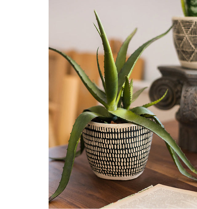 JUHAN Isolde Chic Geometric Cement Flowerpot from JUHAN