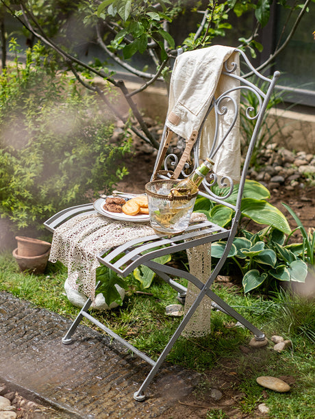 JUHAN Isolde Elegant Folding Outdoor Bistro Set from JUHAN