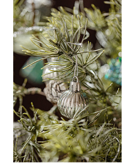 JUHAN Isolde Festive Decorative Pendant Set Layout from JUHAN
