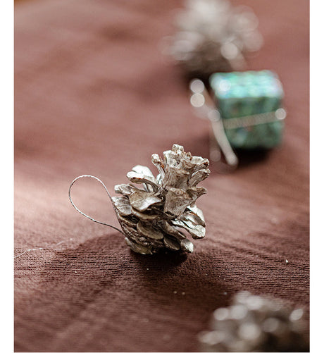 JUHAN Isolde Festive Decorative Pendant Set Layout from JUHAN