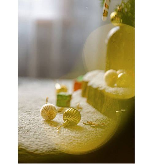 JUHAN Isolde Festive Decorative Pendant Set Layout from JUHAN