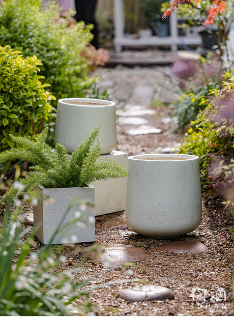 JUHAN Kintaro Modern Nordic Large-Caliber Flowerpot from JUHAN