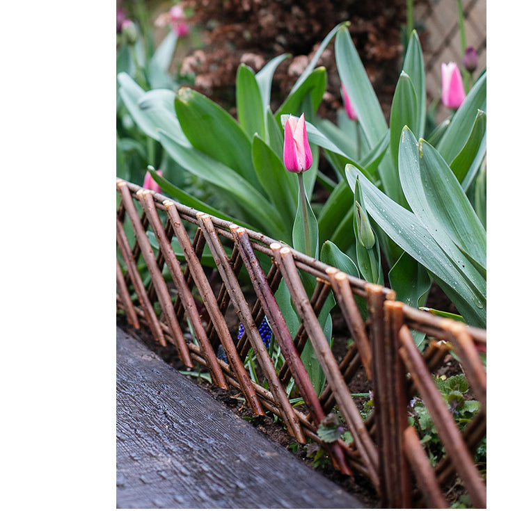 JUHAN Kiyoshi Elegant Decorative Garden Fence from JUHAN