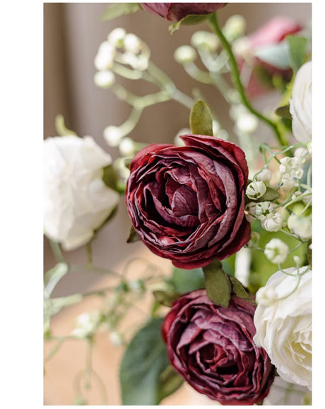JUHAN Lysandra Elegant Dried Flower Bouquet Arrangement from JUHAN