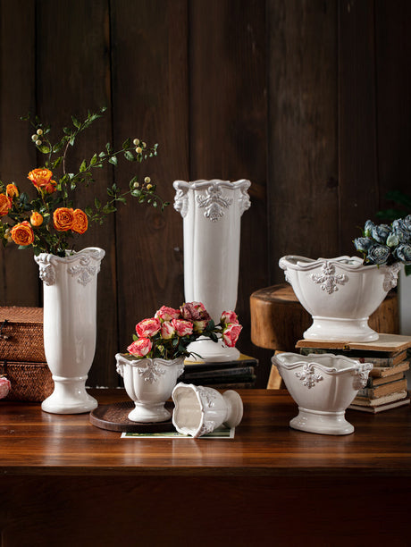 JUHAN Lysandra Vintage Floral Elegant Flowerpot Decorations from JUHAN
