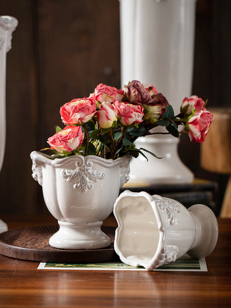 JUHAN Lysandra Vintage Floral Elegant Flowerpot Decorations from JUHAN