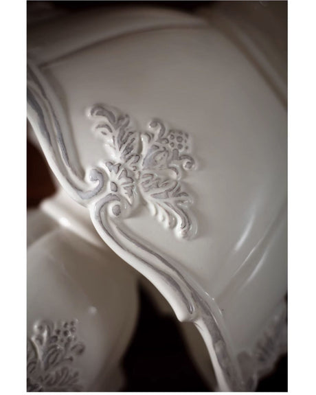 JUHAN Lysandra Vintage Floral Elegant Flowerpot Decorations from JUHAN