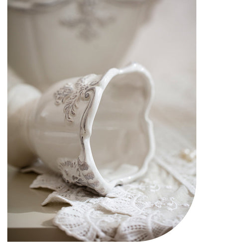 JUHAN Lysandra Vintage Floral Elegant Flowerpot Decorations from JUHAN