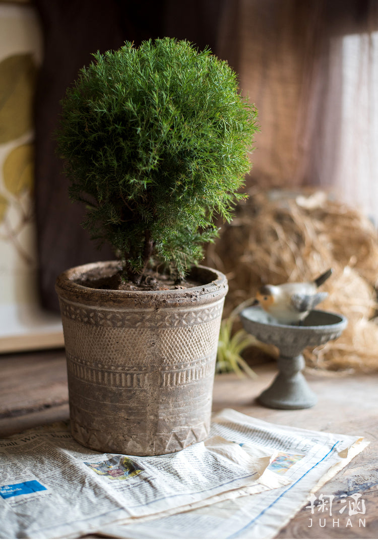 JUHAN Mariposa Vintage Unglazed Flower Pot from JUHAN