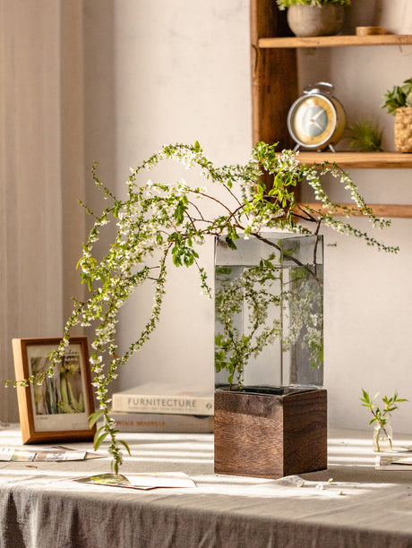 JUHAN Marisol Elegant Floral Decor Ornament from JUHAN
