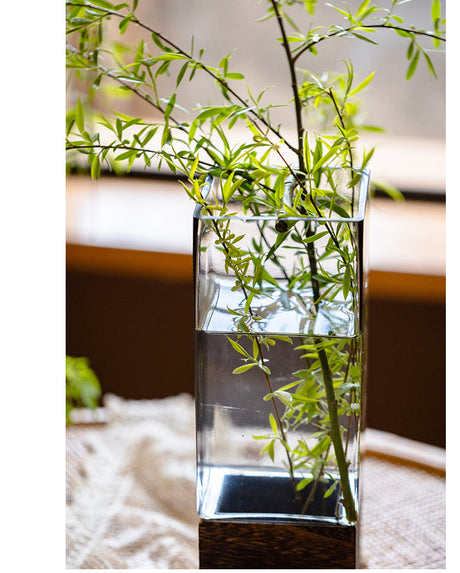 JUHAN Marisol Elegant Floral Decor Ornament from JUHAN
