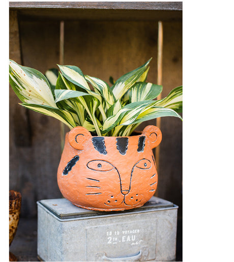 JUHAN Mireille Artistic Floral Clay Flowerpot Decor from JUHAN