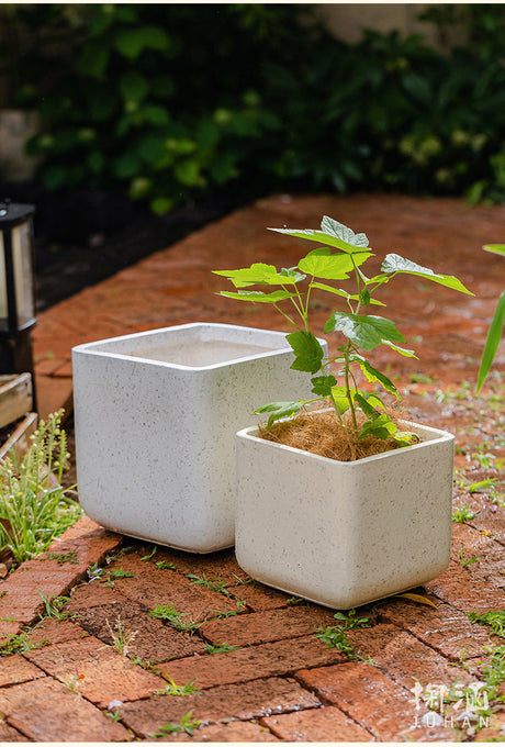 JUHAN Santiago Minimalist Square Planting Basin from JUHAN