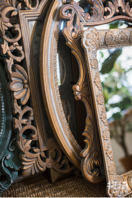 JUHAN Tamsin Elegant Vintage Floor Mirror from JUHAN