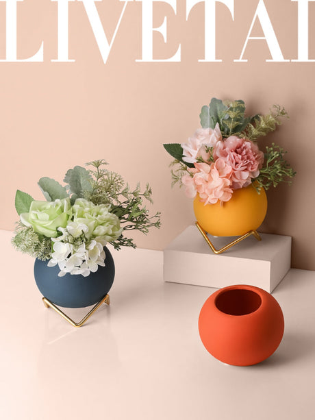 LIVETAI Aisling Modern Scandinavian Aesthetic Flower Pot Decoration from LIVETAI
