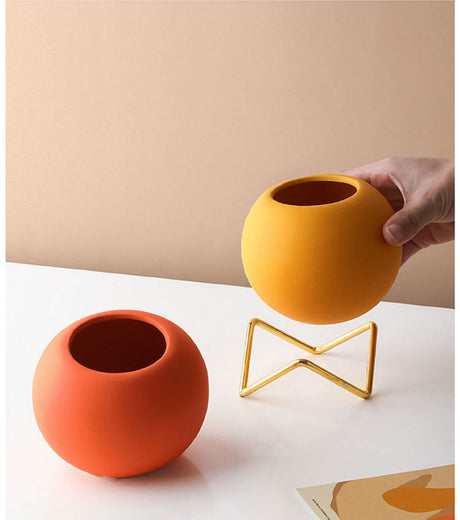 LIVETAI Aisling Modern Scandinavian Aesthetic Flower Pot Decoration from LIVETAI