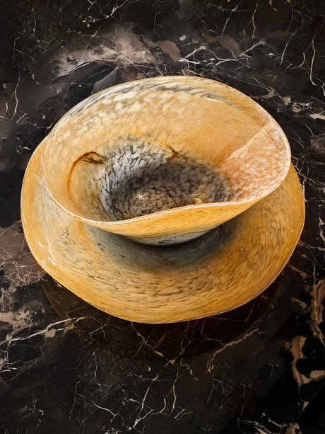 LIVETAI Alhambra Elegant Glass Decorative Fruit Plate from LIVETAI