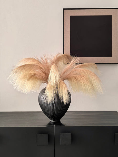 LIVETAI Anais Elegant Ceramic Vase Décor from LIVETAI