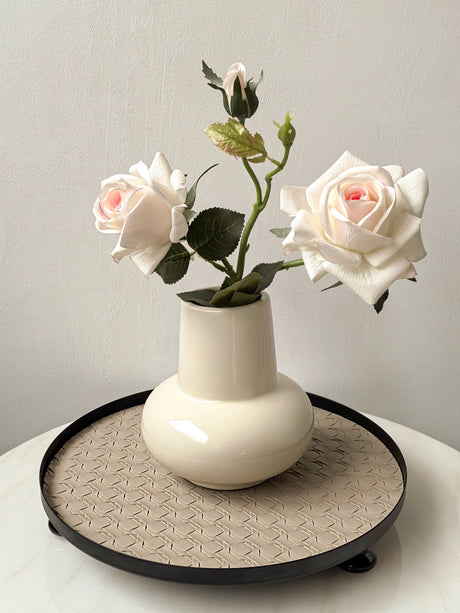 LIVETAI Aveline Elegant Round Ceramic Vase - Luxury Living Room Decor from LIVETAI