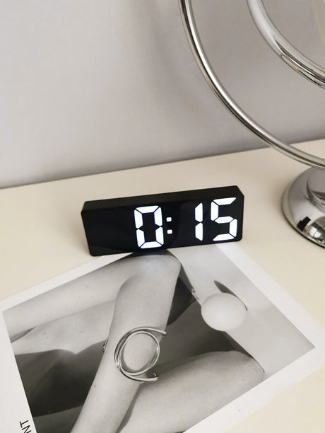 LIVETAI Ignacio Sleek Black Voice-Controlled Alarm Clock from LIVETAI