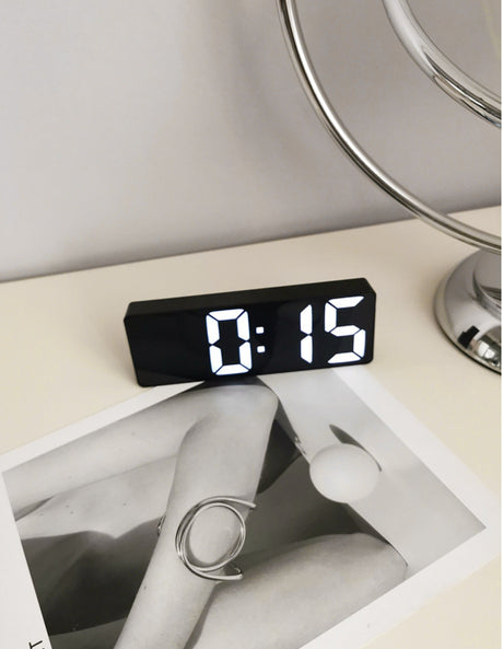 LIVETAI Ignacio Sleek Black Voice-Controlled Alarm Clock from LIVETAI