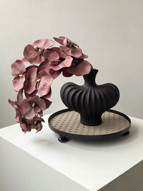 LIVETAI Isadora Elegant Black Ceramic Vase Decor from LIVETAI