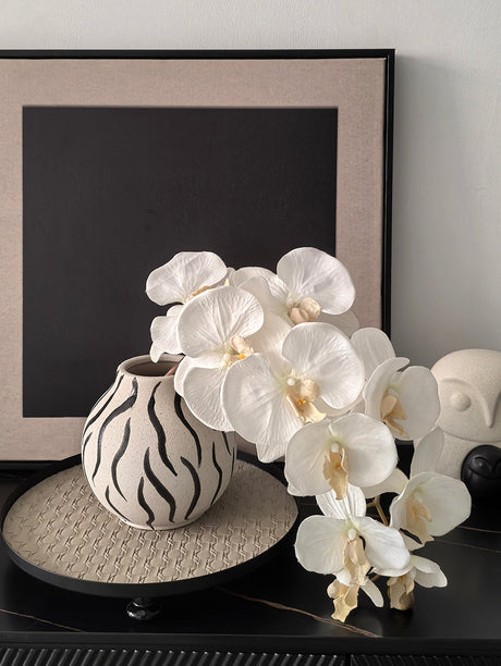 LIVETAI Isadora Elegant Black Ceramic Vase Decor from LIVETAI