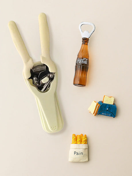 LIVETAI Isadora Magnetic Multifunctional Kitchen Scissors from LIVETAI
