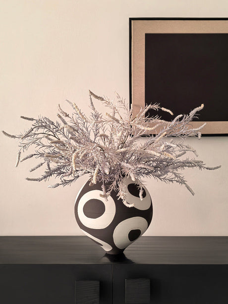 LIVETAI Isolde Elegant Dry Flower Arrangement Decoration from LIVETAI