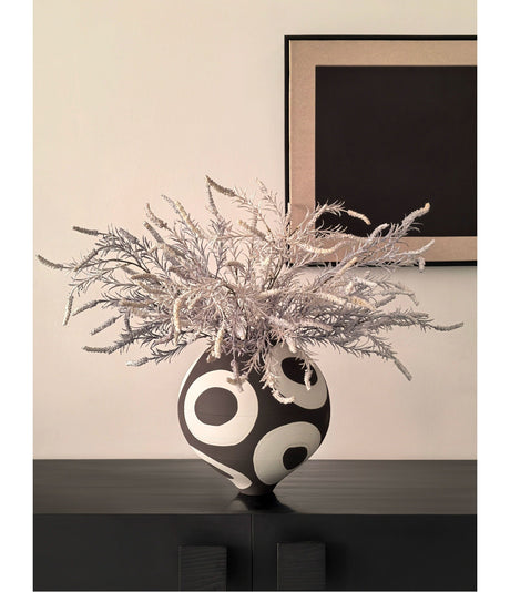 LIVETAI Isolde Elegant Dry Flower Arrangement Decoration from LIVETAI