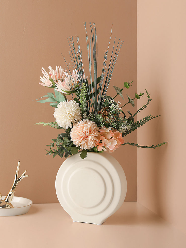 LIVETAI Isolde Elegant Nordic Art Ceramics Flower Relief Pack from LIVETAI