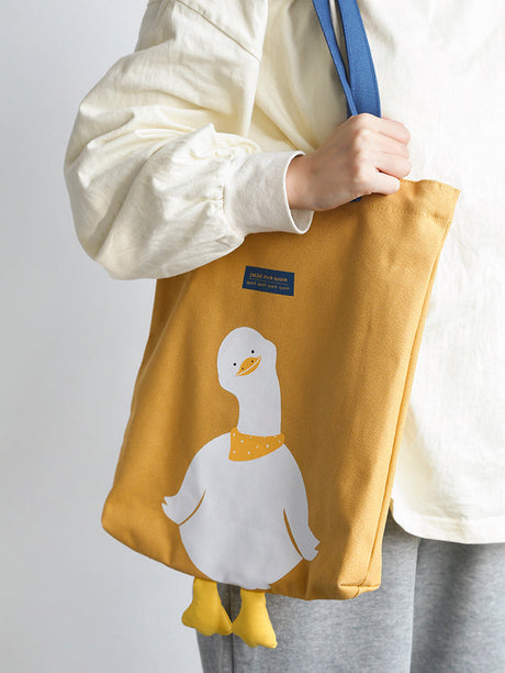 LIVETAI Isolde Spacious Celebrity Shoulder Phone Bag from LIVETAI