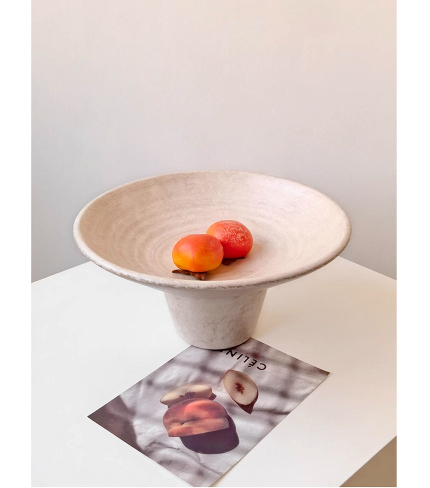 LIVETAI Kinoshita Elegant Wabi-Sabi Ceramic Fruit Plate from LIVETAI