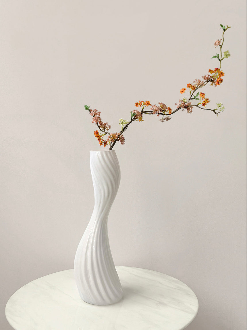LIVETAI Marisol Elegant Modern Glass Vase from LIVETAI