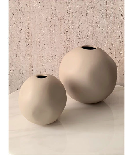 LIVETAI Marisol Elegant Round Ceramic Vase from LIVETAI